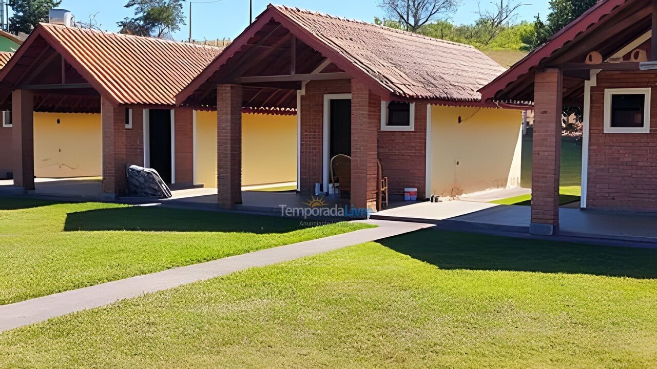 Casa para alquiler de vacaciones em Atibaia (Laranjal)