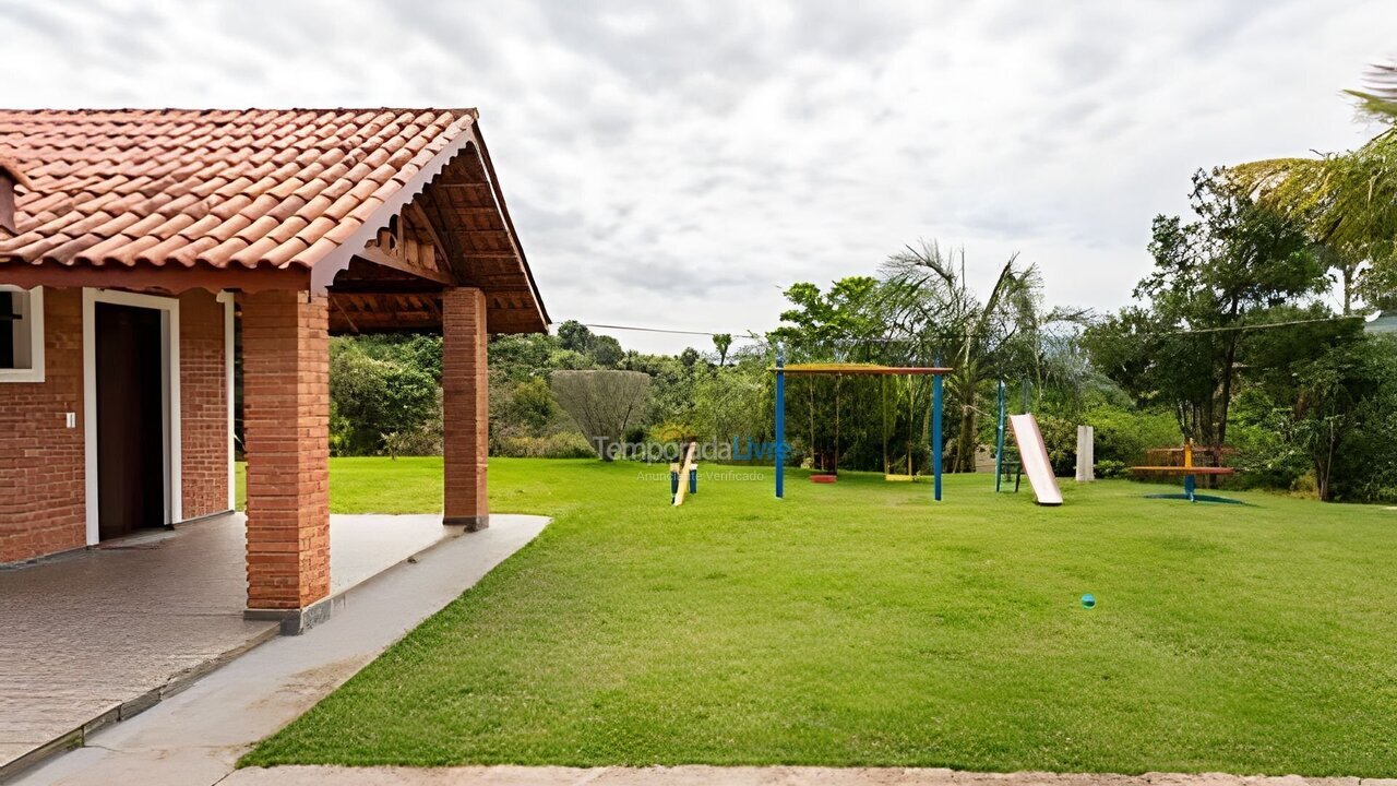 Casa para alquiler de vacaciones em Atibaia (Laranjal)