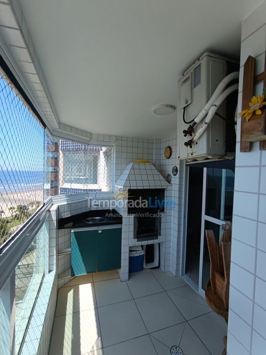 Apartamento para aluguel de temporada em Praia Grande (Praia do Caiçara)