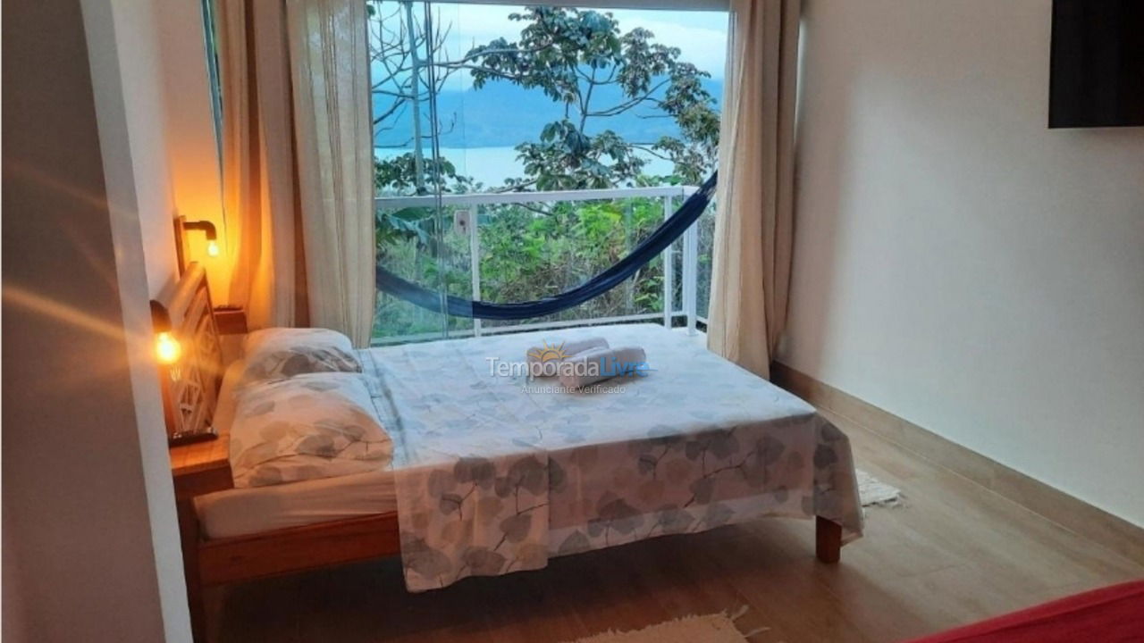 House for vacation rental in Ilhabela (Portinho)