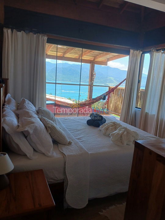 House for vacation rental in Ilhabela (Portinho)