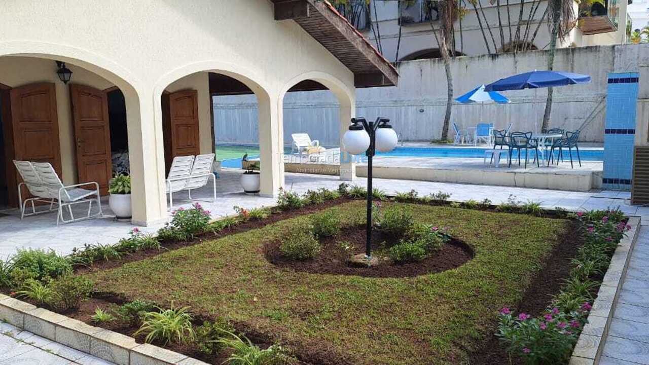 Casa para alquiler de vacaciones em Guarujá (Enseada)