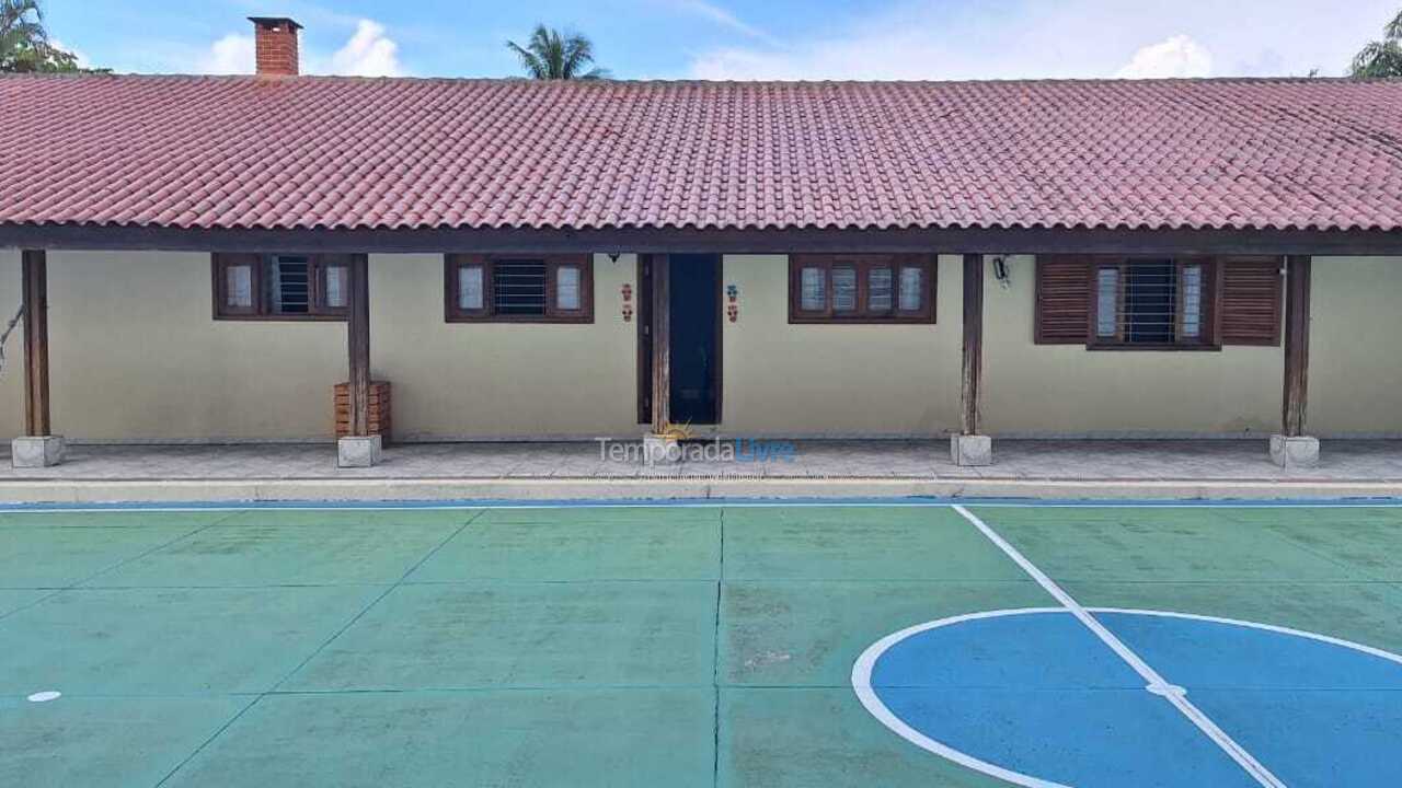 Casa para alquiler de vacaciones em Guarujá (Enseada)