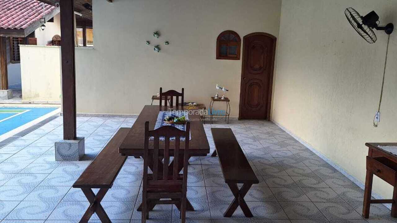 Casa para alquiler de vacaciones em Guarujá (Enseada)