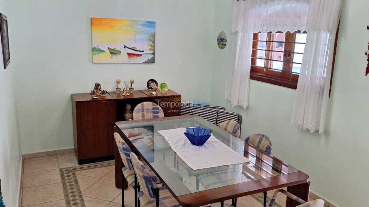 Casa para alquiler de vacaciones em Guarujá (Enseada)