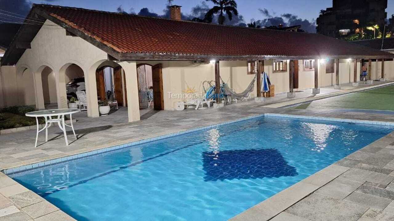 Casa para alquiler de vacaciones em Guarujá (Enseada)