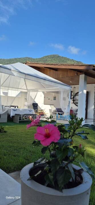 Casa para aluguel de temporada em Ubatuba (Lagoinha)