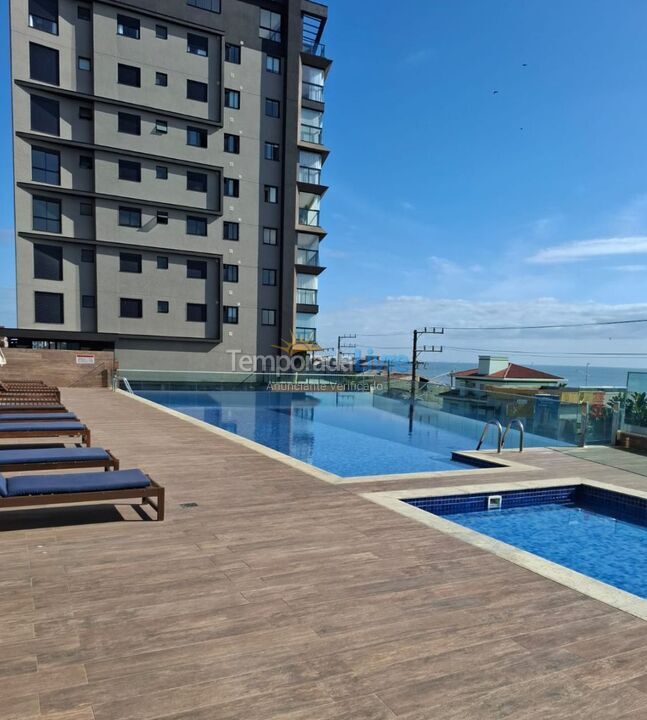 Apartamento para aluguel de temporada em Balneário Piçarras (Itacolomi)