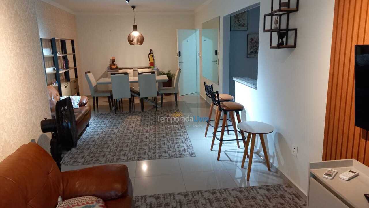 Apartamento para aluguel de temporada em Praia Grande (Praia do Caiçara)