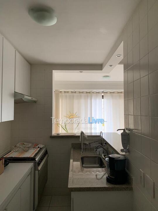 Apartamento para aluguel de temporada em Guarujá (Pitangueiras)