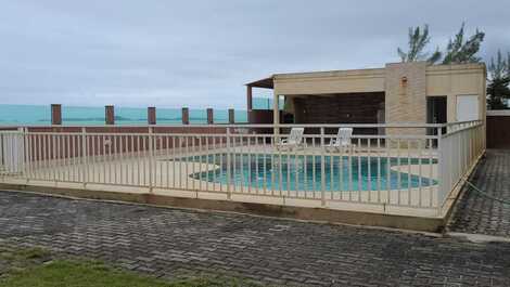 CONDOMINIO GOLD-X, Pé na areia.