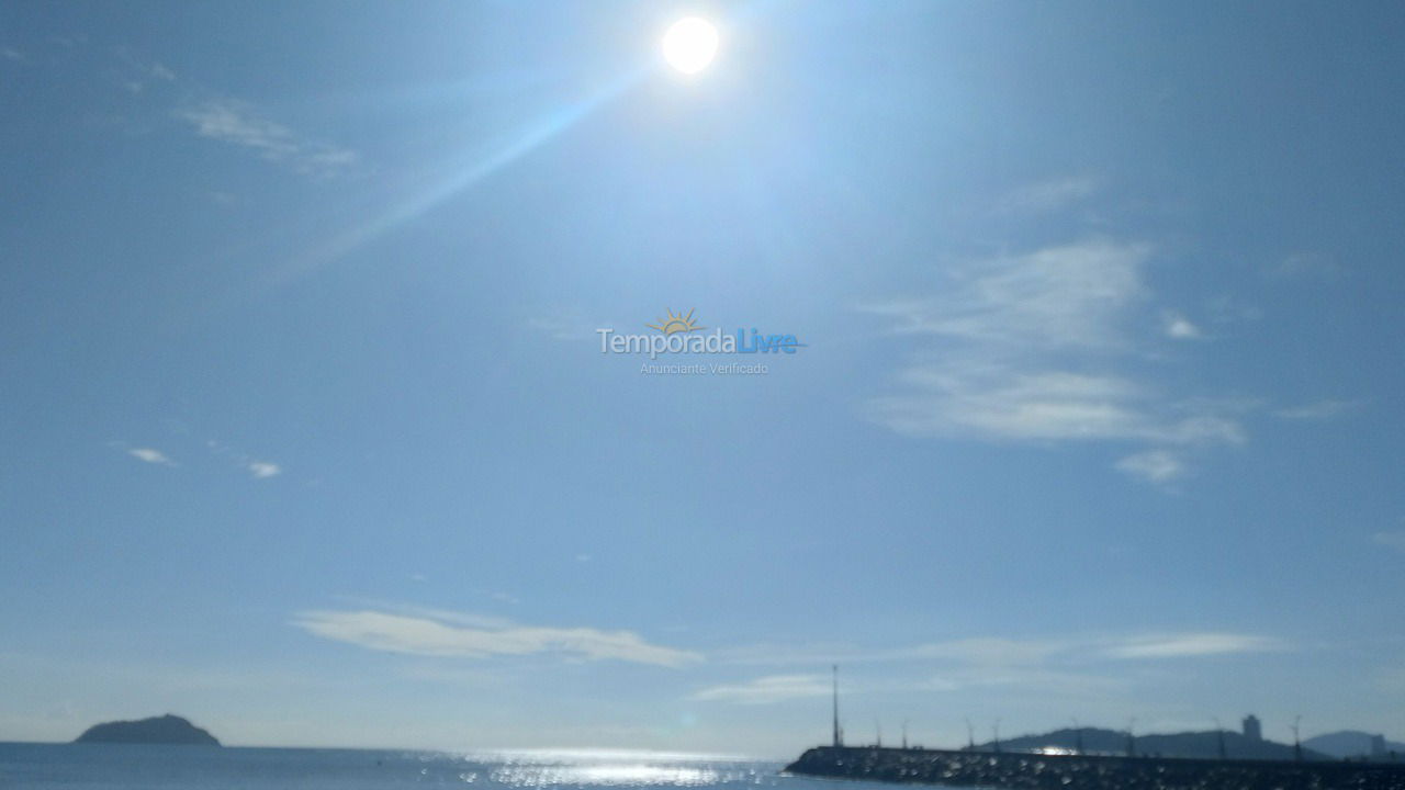 Apartamento para aluguel de temporada em Balneário Piçarras (Balneário Piçarras)