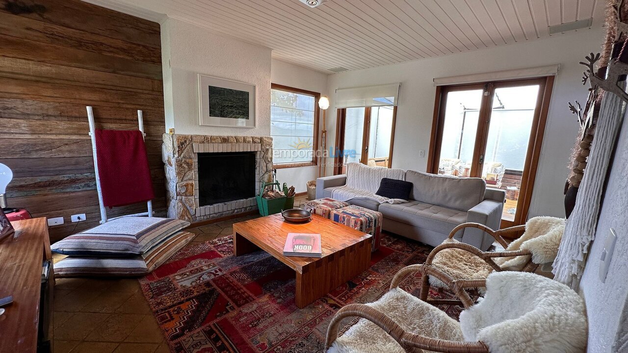 House for vacation rental in Campos do Jordão (Iporanga)
