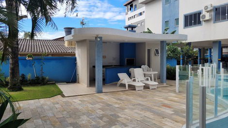 Apartamento con piscina en condominio - AP02