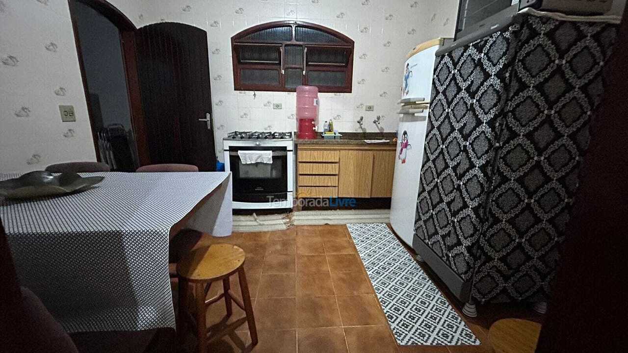 Casa para alquiler de vacaciones em Praia Grande (Caiçara Jardim Real)