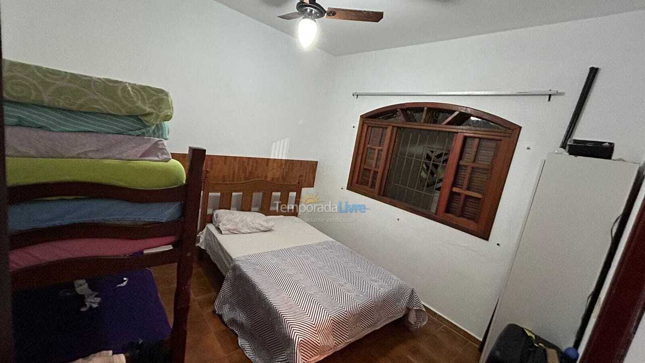 Casa para alquiler de vacaciones em Praia Grande (Caiçara Jardim Real)