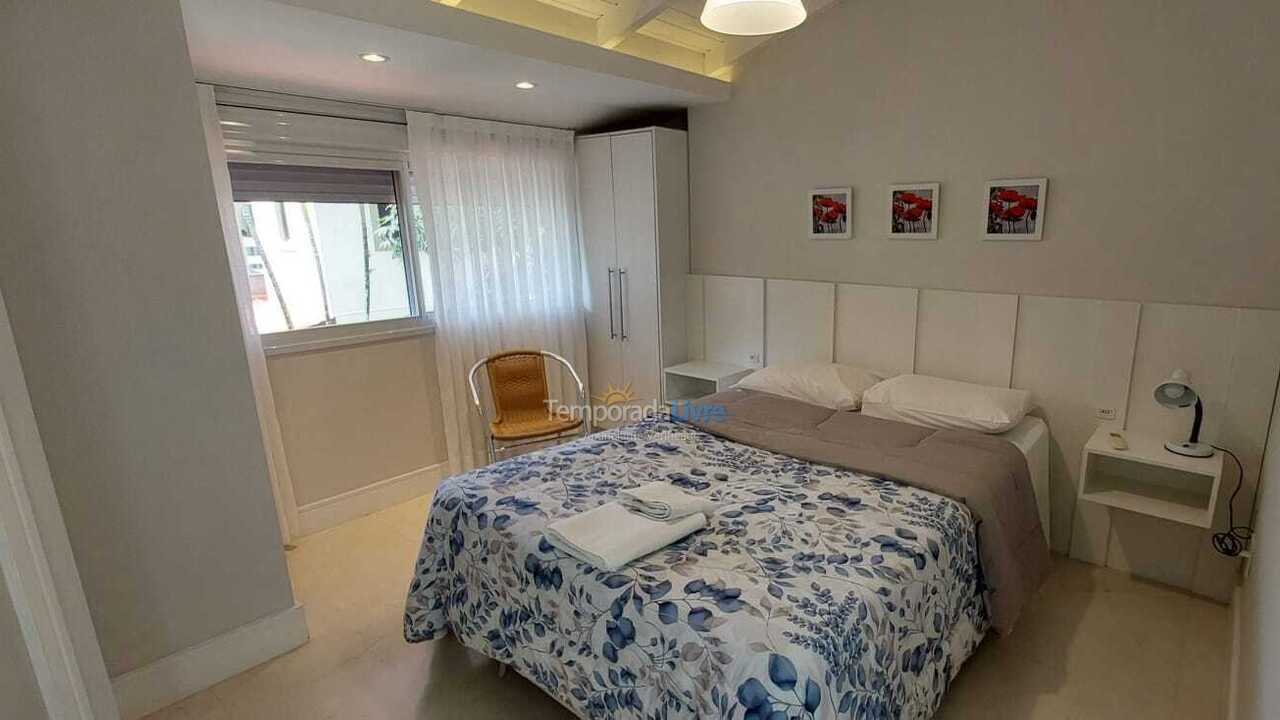 House for vacation rental in Florianópolis (Jurere Tradicional)