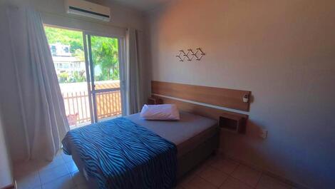 HOUSE WITH 3 BEDROOMS, SUITE, WITH AIR CONDITIONING, FOR 8 PEOPLE IN CORNER G.
