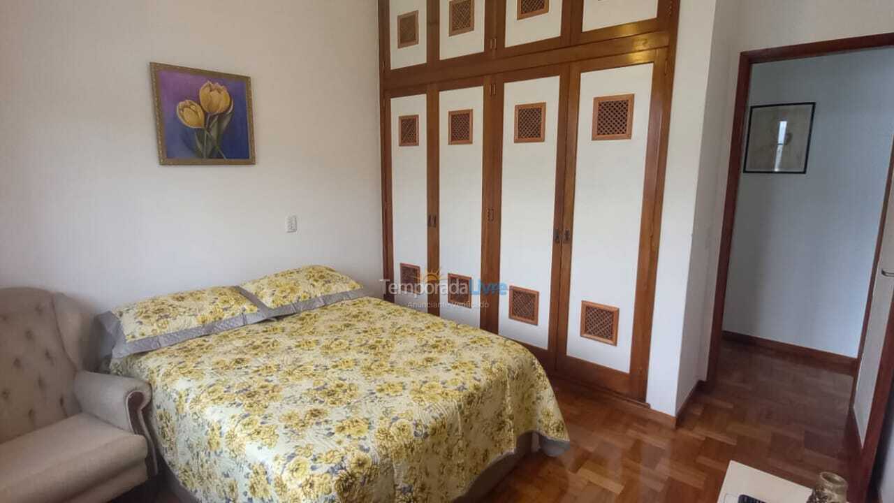 Apartamento para aluguel de temporada em Teresópolis (Barra do Imbuí)