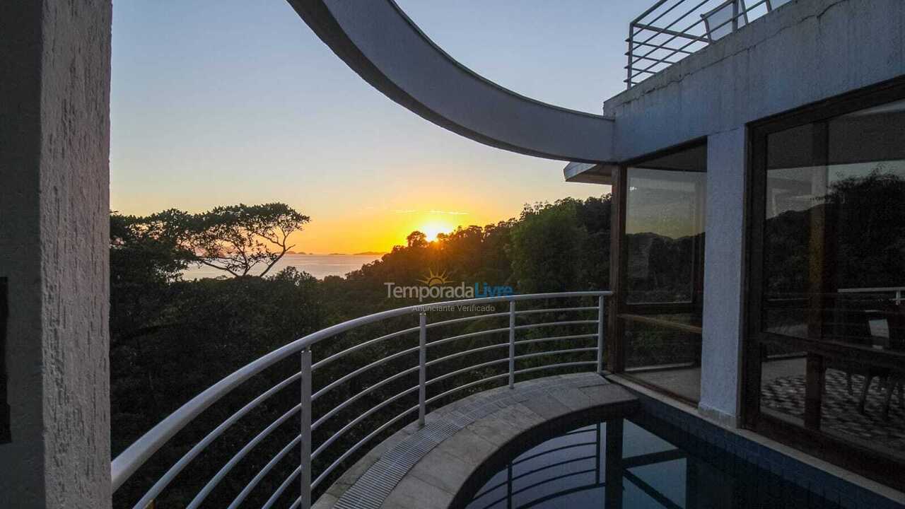 House for vacation rental in Ubatuba (Praia do Félix)