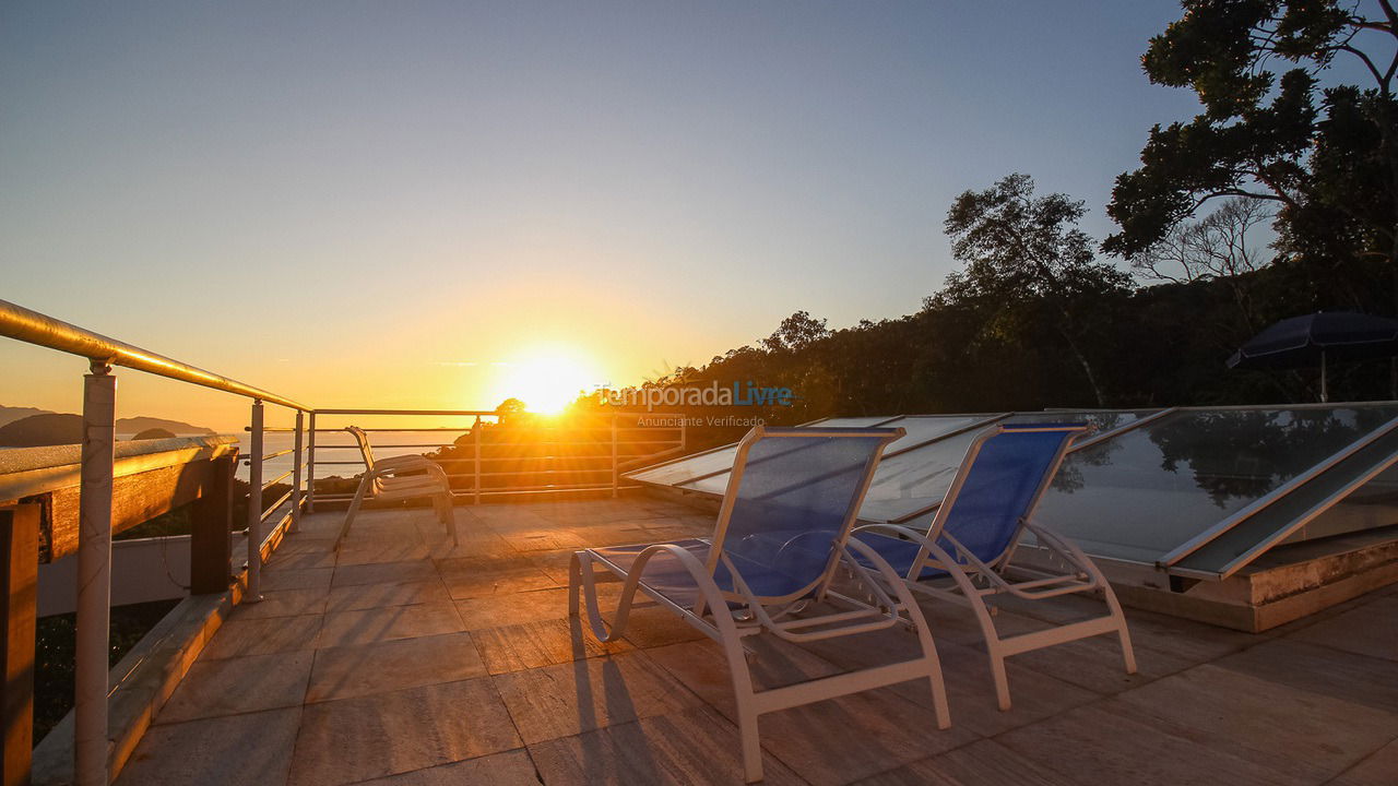 House for vacation rental in Ubatuba (Praia do Félix)