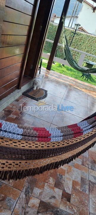 Casa para aluguel de temporada em Ubatuba (Pereque Açu)