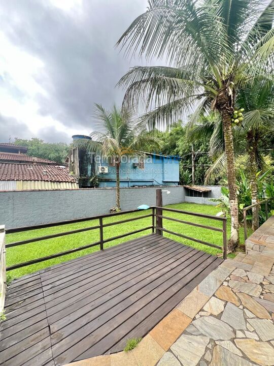 Casa para aluguel de temporada em São Sebastião (Sertão do Camburi)