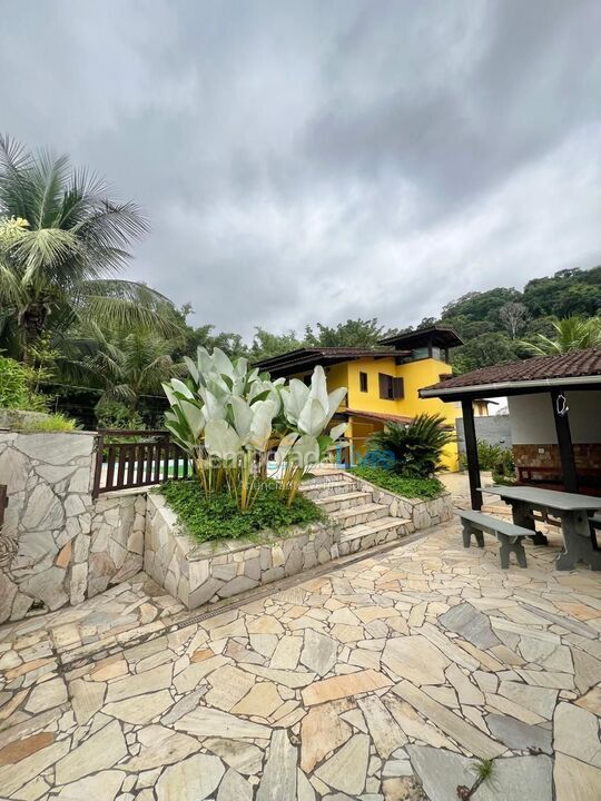 Casa para aluguel de temporada em São Sebastião (Sertão do Camburi)