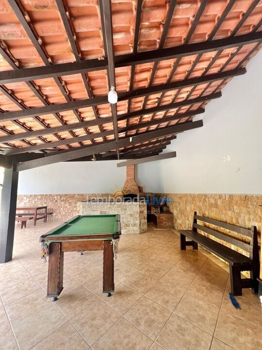 Casa para aluguel de temporada em São Sebastião (Sertão do Camburi)