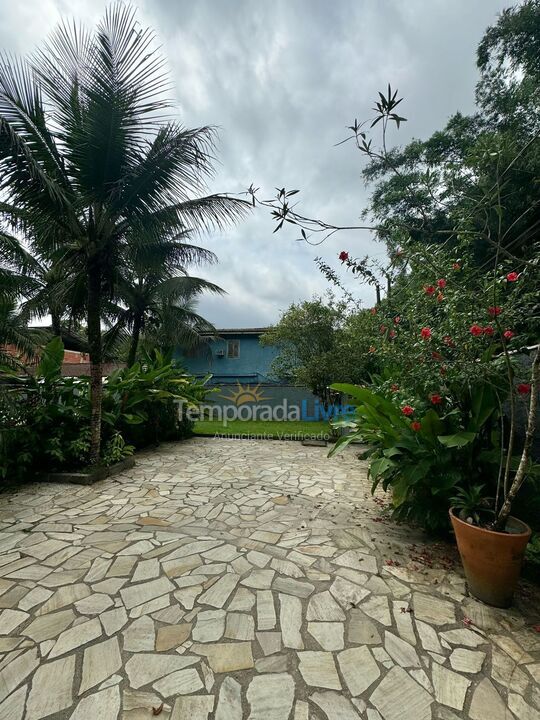 Casa para aluguel de temporada em São Sebastião (Sertão do Camburi)