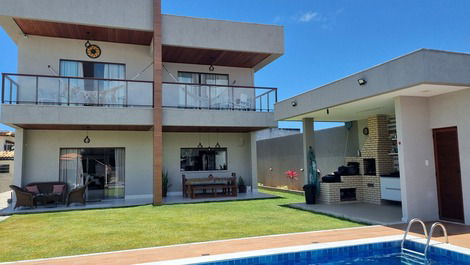 Excellent house in the best location in Jacuípe, where the river meets the sea