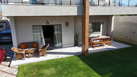 Excellent house in the best location in Jacuípe, where the river meets the sea