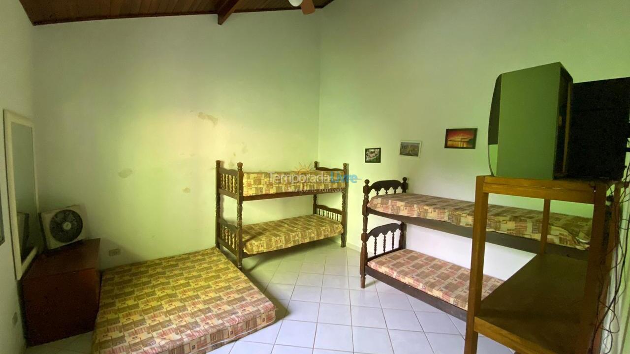 House for vacation rental in Peruíbe (Belmira Novaes)