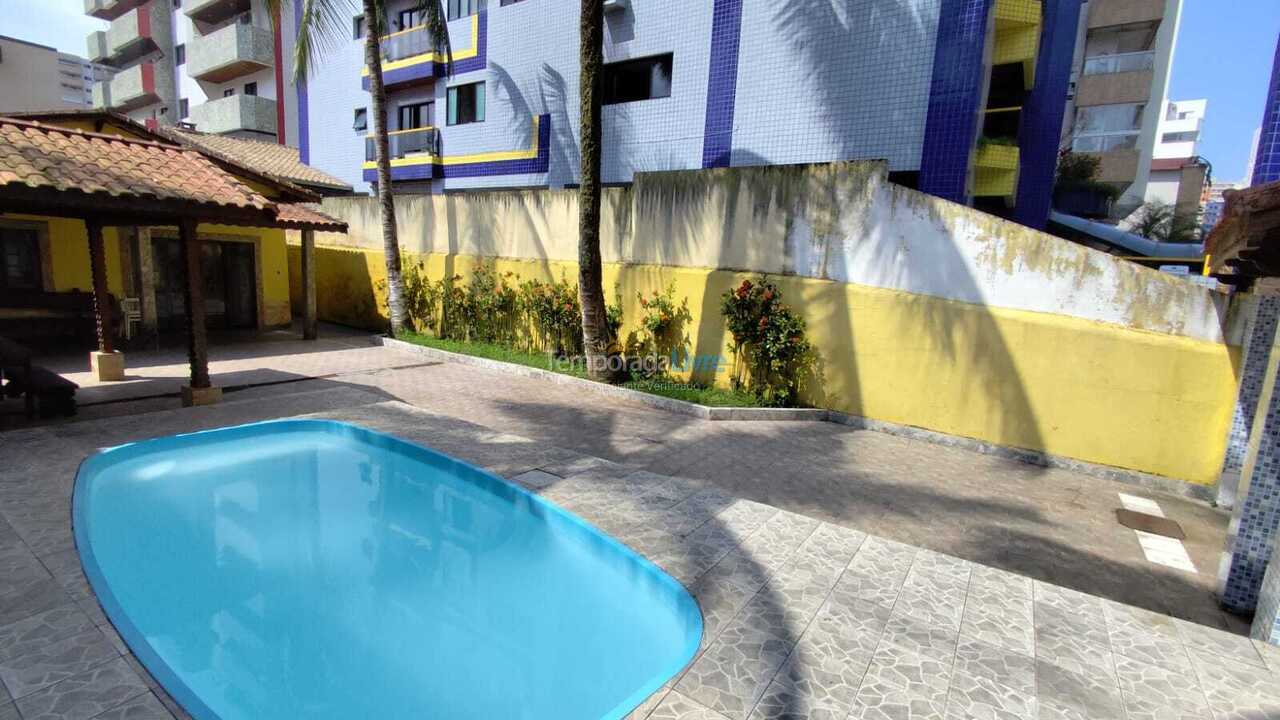 Casa para alquiler de vacaciones em Praia Grande (Aviação)