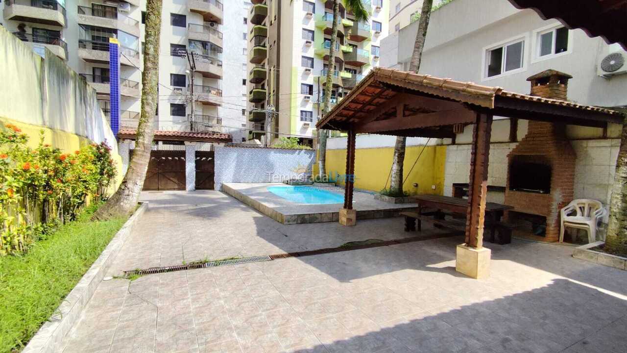 Casa para alquiler de vacaciones em Praia Grande (Aviação)