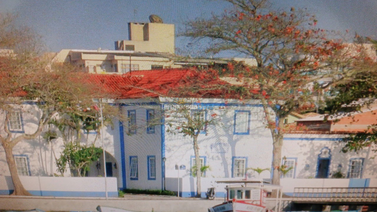 Apartamento para alquiler de vacaciones em Cabo Frio (Praia do Forte)