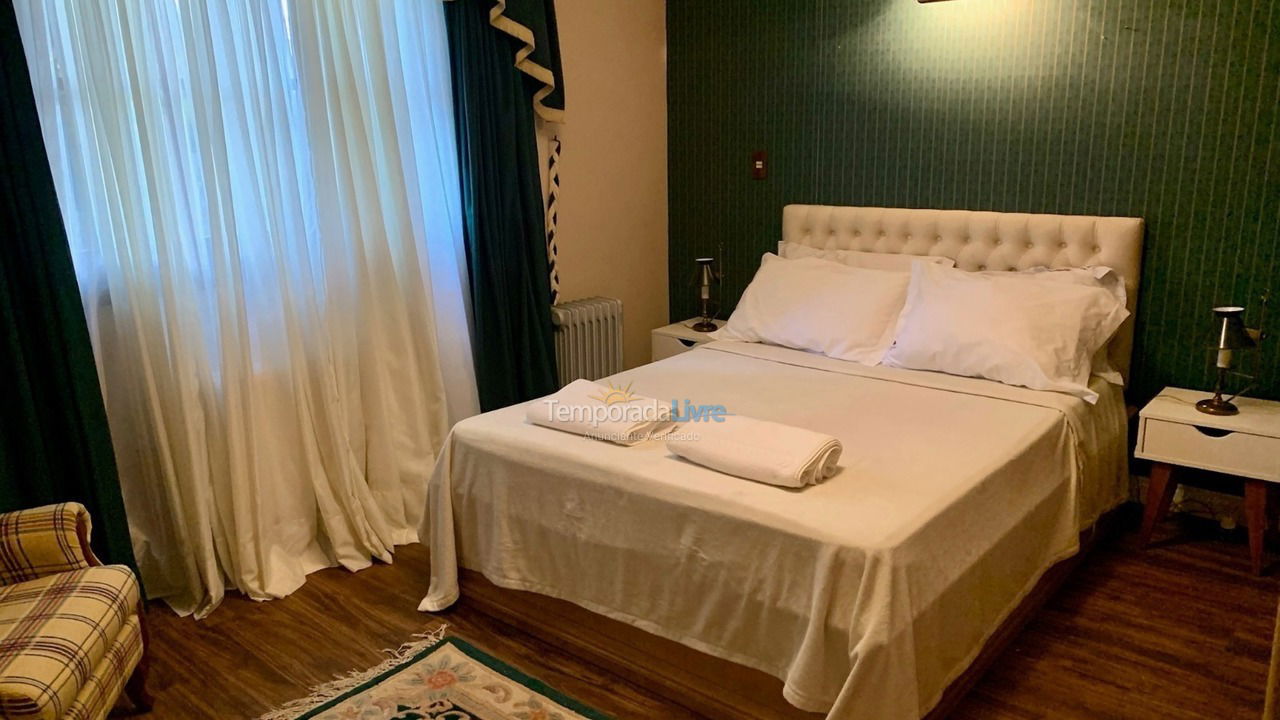 Apartamento para aluguel de temporada em Gramado (Planalto)