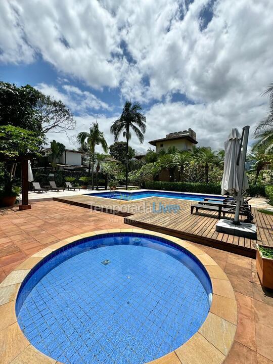 Casa para alquiler de vacaciones em São Sebastião (Praia da Baleia)