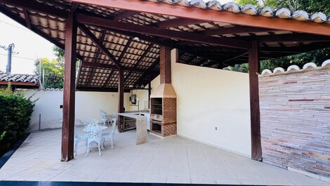 Large detached house in Alto Mundaí 400m from the beach