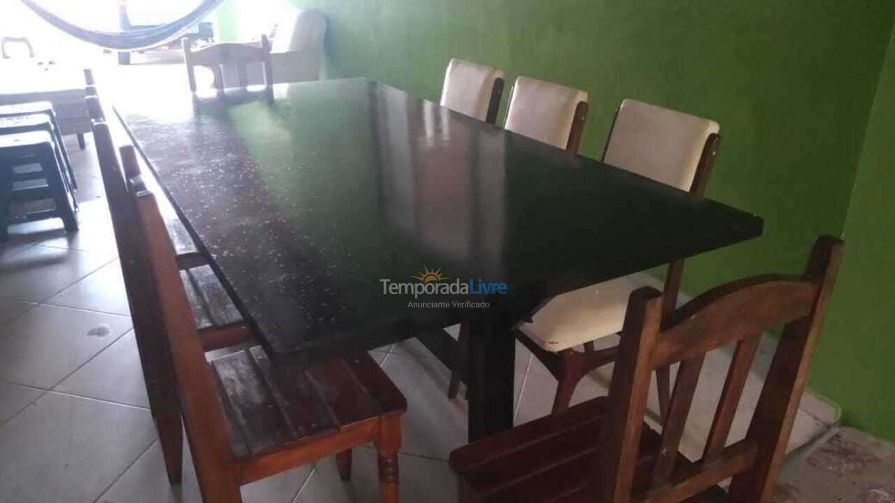 Casa para aluguel de temporada em Ubatuba (Bairro Estufa 2)