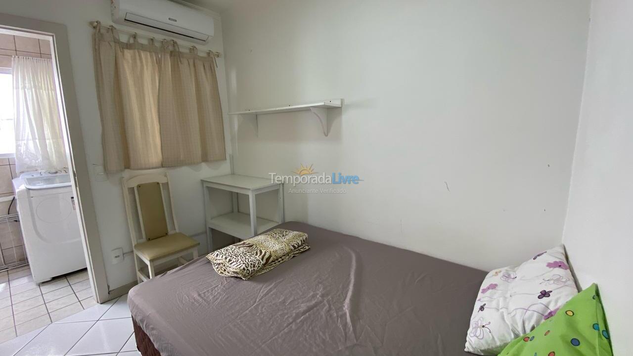 Apartment for vacation rental in Balneário Camboriú (Praia Central)