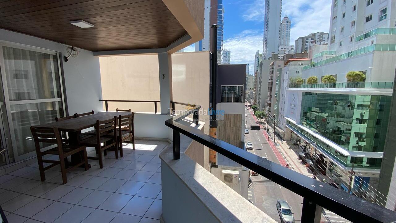 Apartment for vacation rental in Balneário Camboriú (Praia Central)