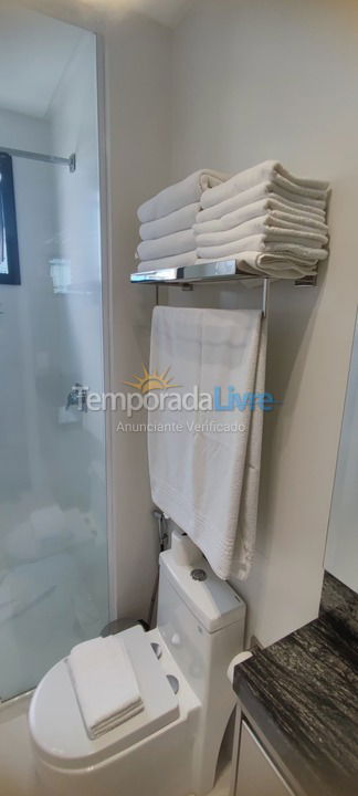 Apartamento para aluguel de temporada em Itapema (Meia Praia)