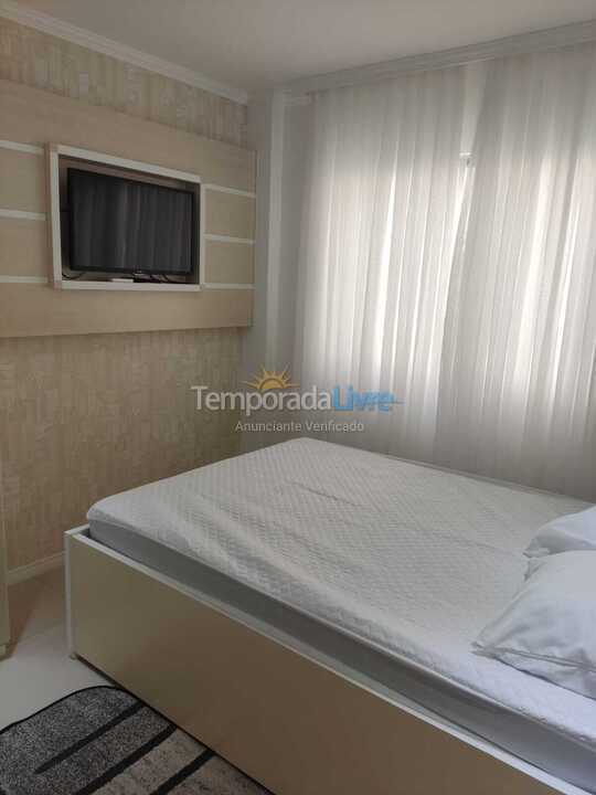 Apartamento para aluguel de temporada em Itapema (Meia Praia)