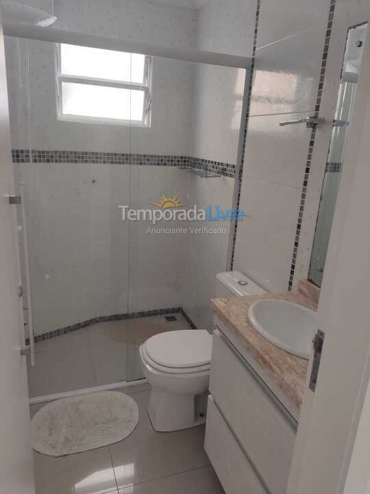 Apartamento para aluguel de temporada em Itapema (Meia Praia)