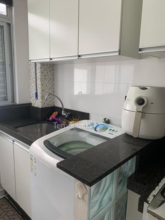 Apartamento para alquiler de vacaciones em Itapema (Meia Praia)