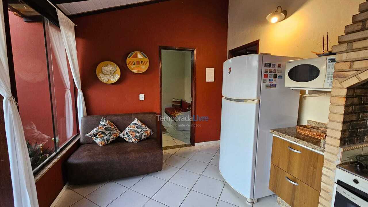 Casa para aluguel de temporada em Cabo Frio (Unamar)