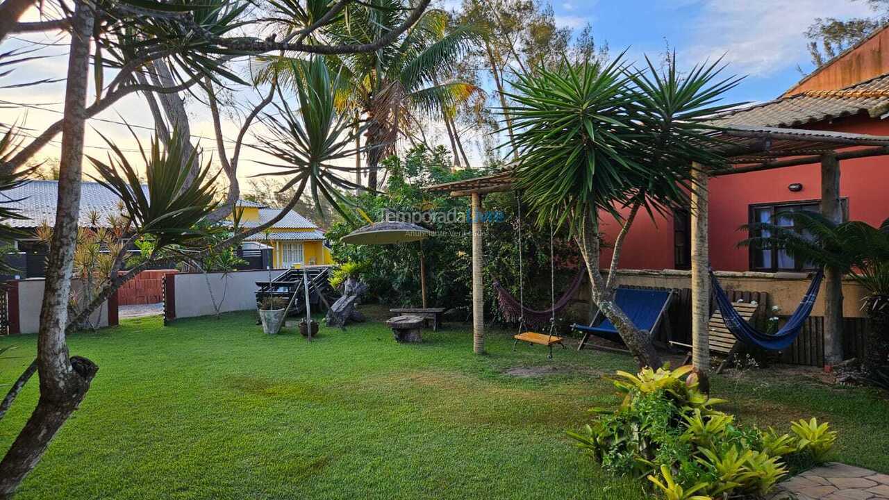 Casa para aluguel de temporada em Cabo Frio (Unamar)