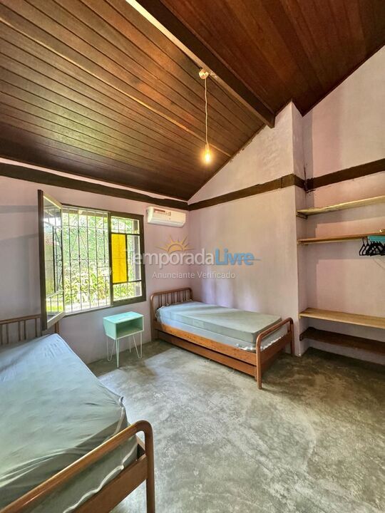 House for vacation rental in São Sebastião (Camburi)