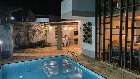 Casa para alugar em Guarujá - Praia do Pernambuco